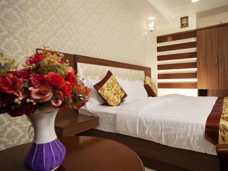 Hotel Mahalakshmi Residency Kollur Extérieur photo