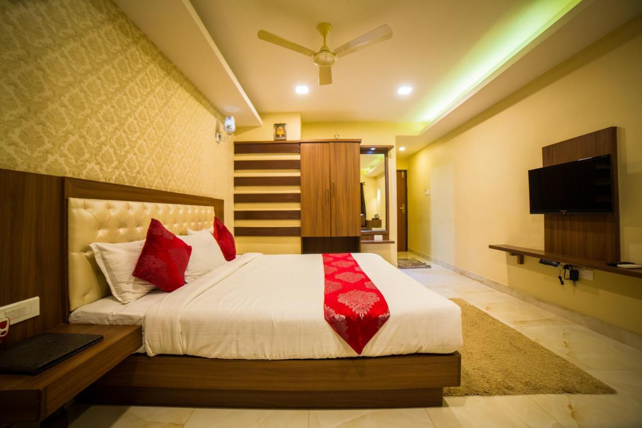 Hotel Mahalakshmi Residency Kollur Extérieur photo